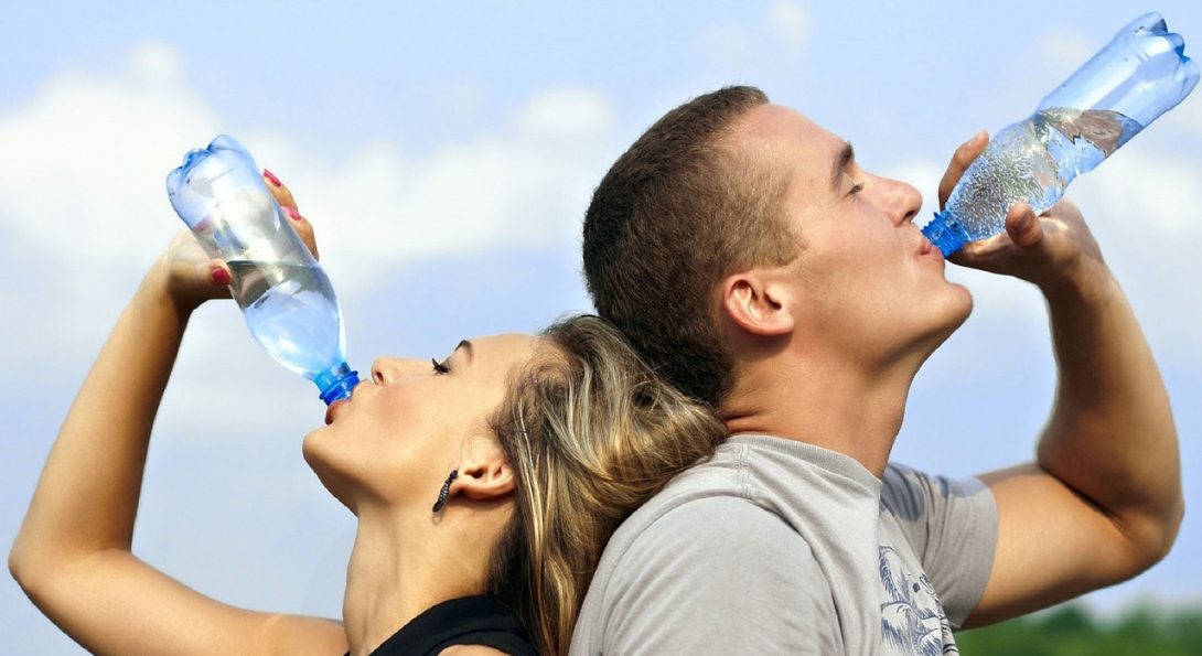 Does Water Help Acid Reflux?
